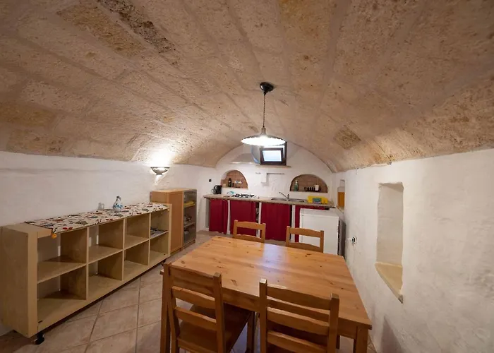 Palazzo La Traja 3*