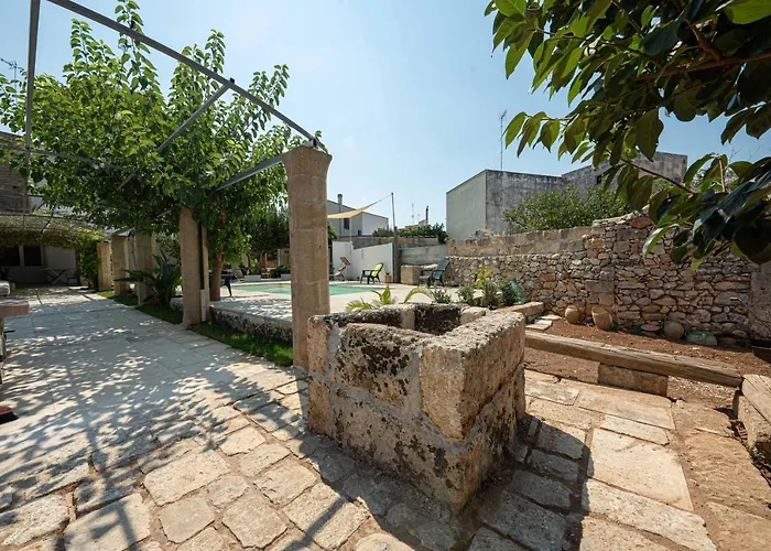 Palazzo La Traja 3* Gagliano del Capo