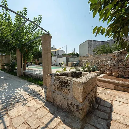 Palazzo La Traja * Gagliano del Capo