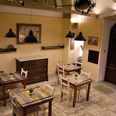 Palazzo La Traja Gagliano del Capo
