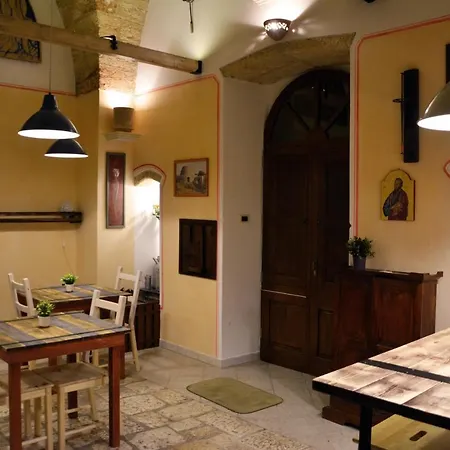 Bed & Breakfast Palazzo La Traja