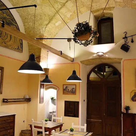 Bed & Breakfast Palazzo La Traja