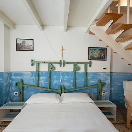 Palazzo La Traja 3* Gagliano del Capo