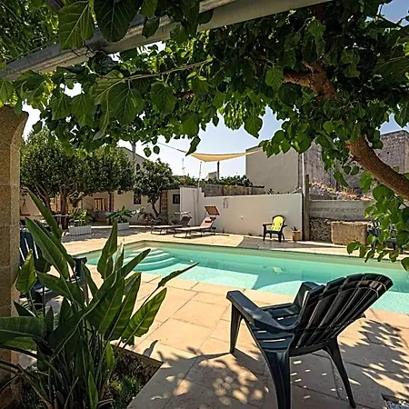 Bed & Breakfast Palazzo La Traja 4*