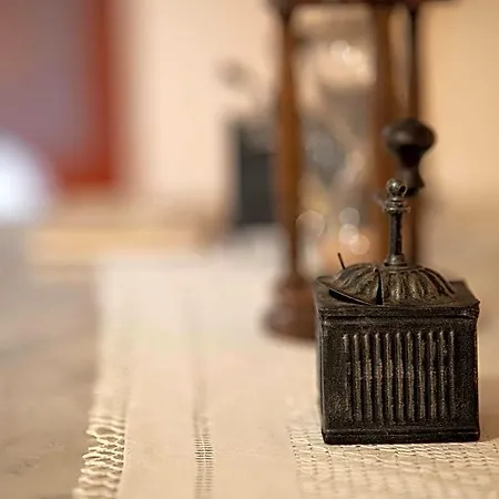 Palazzo La Traja Bed and breakfast 3*