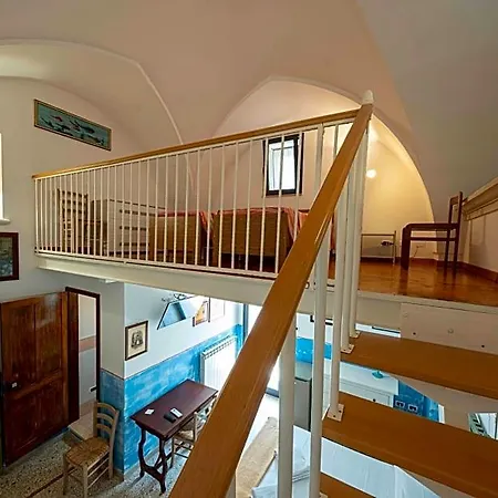 Palazzo La Traja 4*