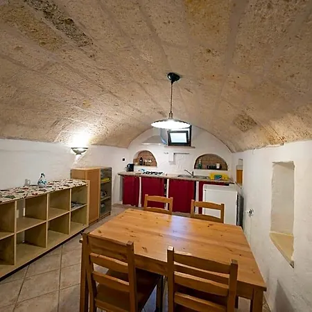 Palazzo La Traja Bed & Breakfast 4*