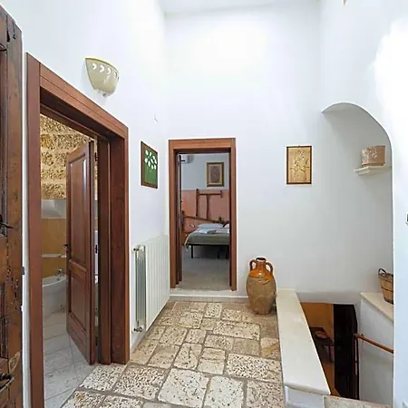Palazzo La Traja 4*
