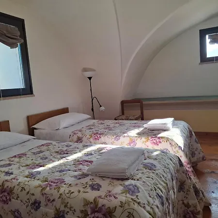 Palazzo La Traja 4*